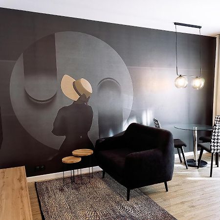 Come&Stay Apartments Wola Varsavia Esterno foto