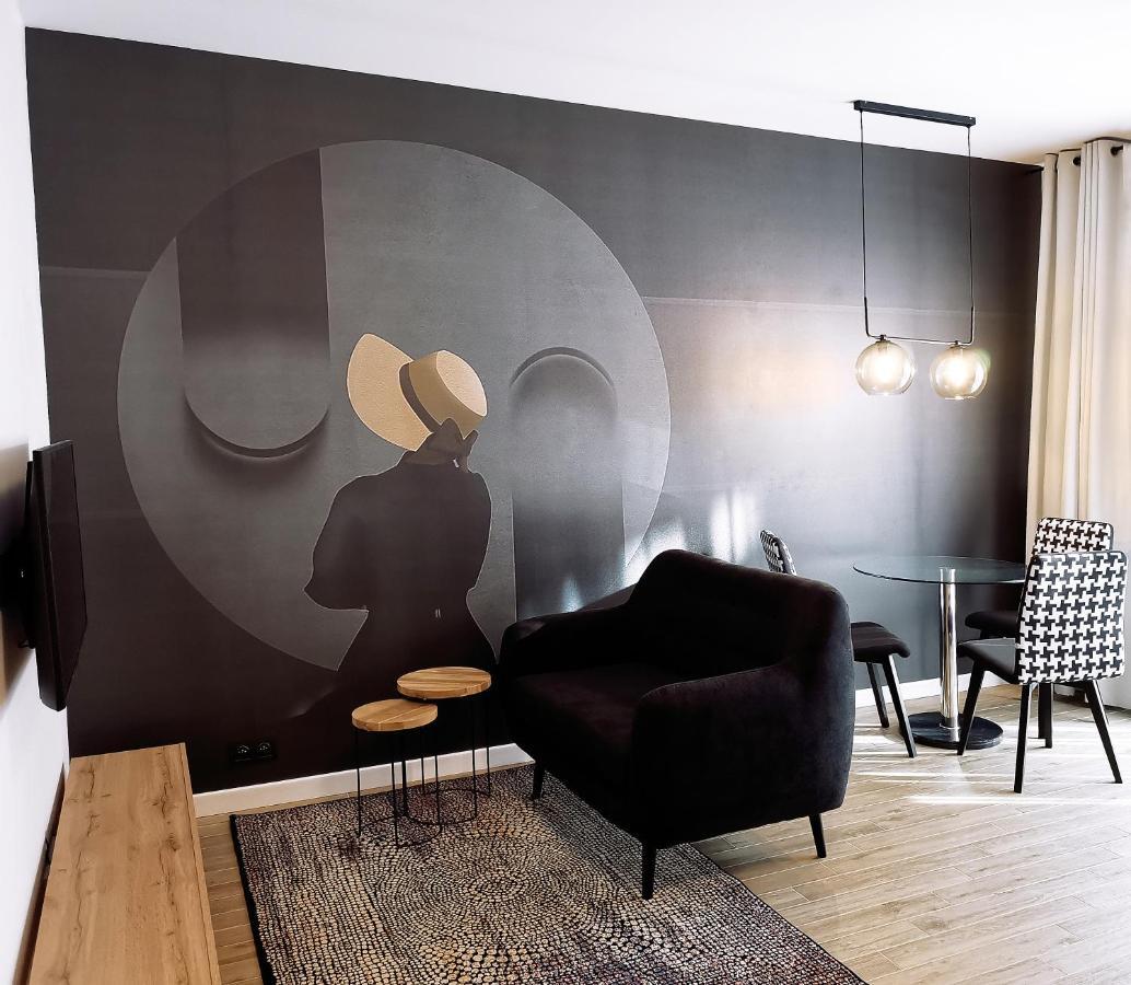 Come&Stay Apartments Wola Varsavia Esterno foto