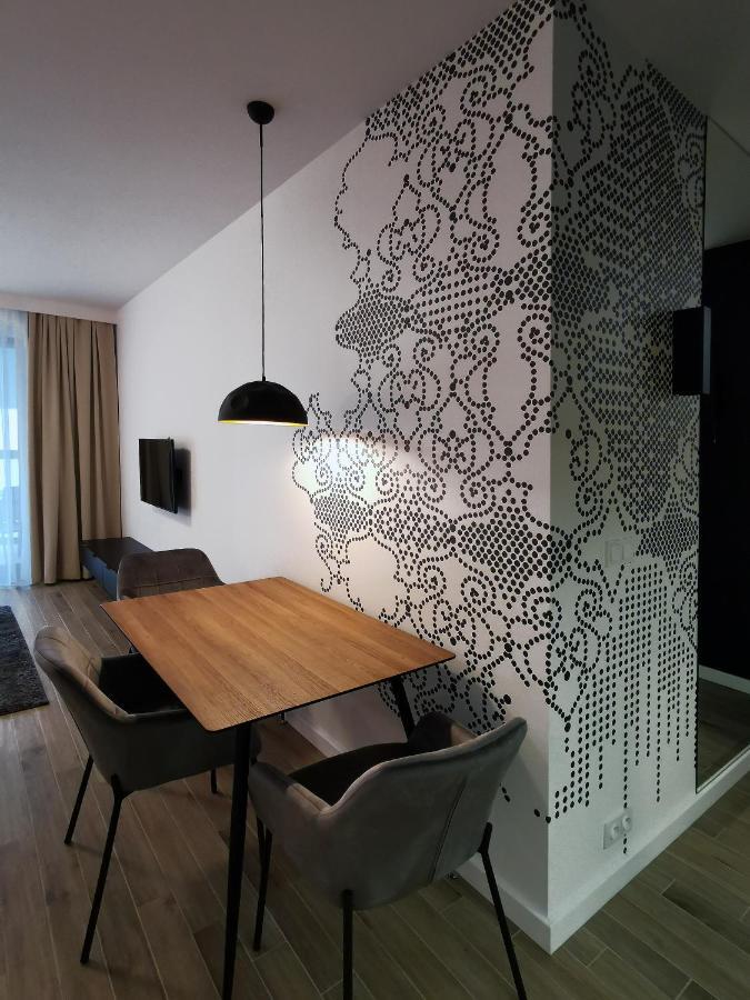 Come&Stay Apartments Wola Varsavia Esterno foto